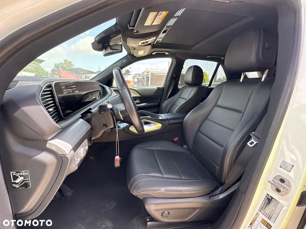 Mercedes-Benz GLE - 10