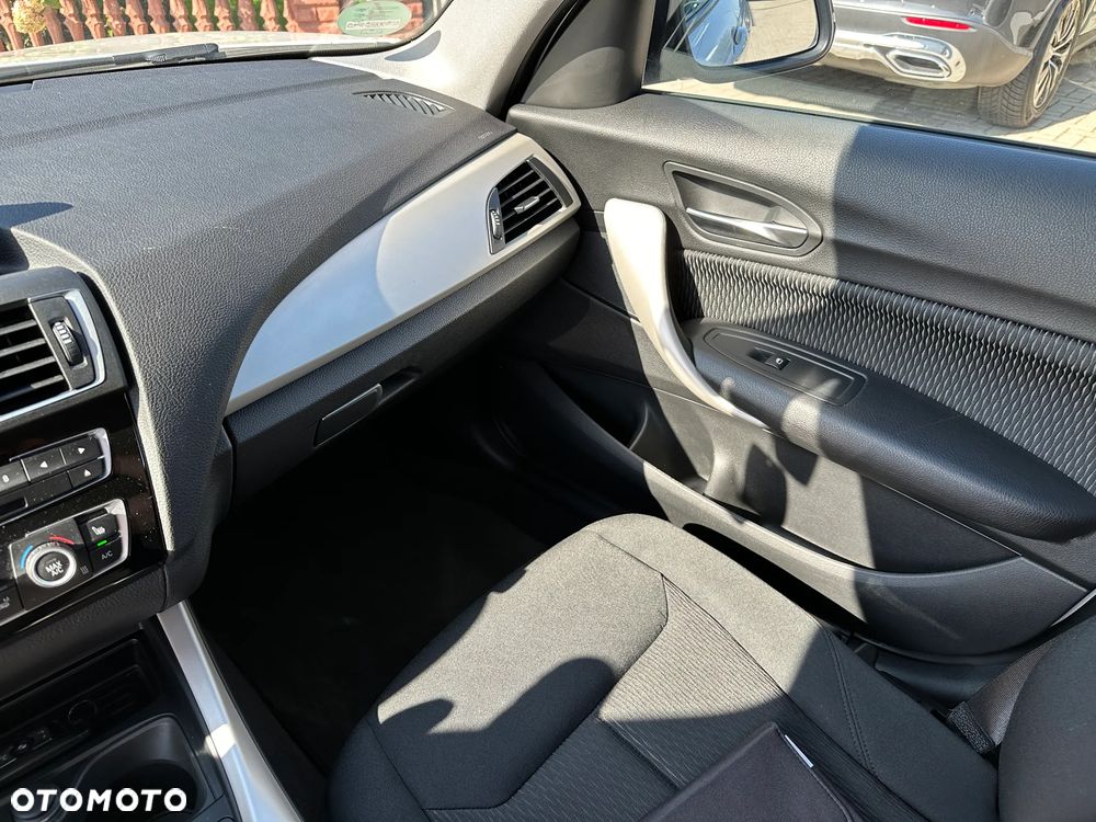 BMW Seria 1 - 17