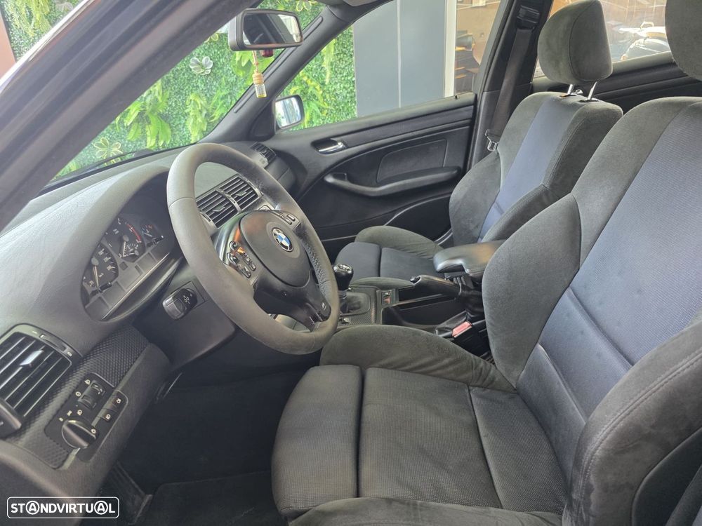BMW 320 d Sport - 10