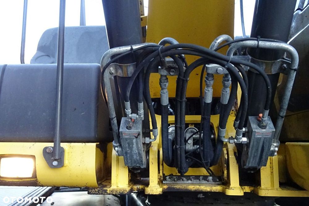 New Holland WE150B Pro - 26