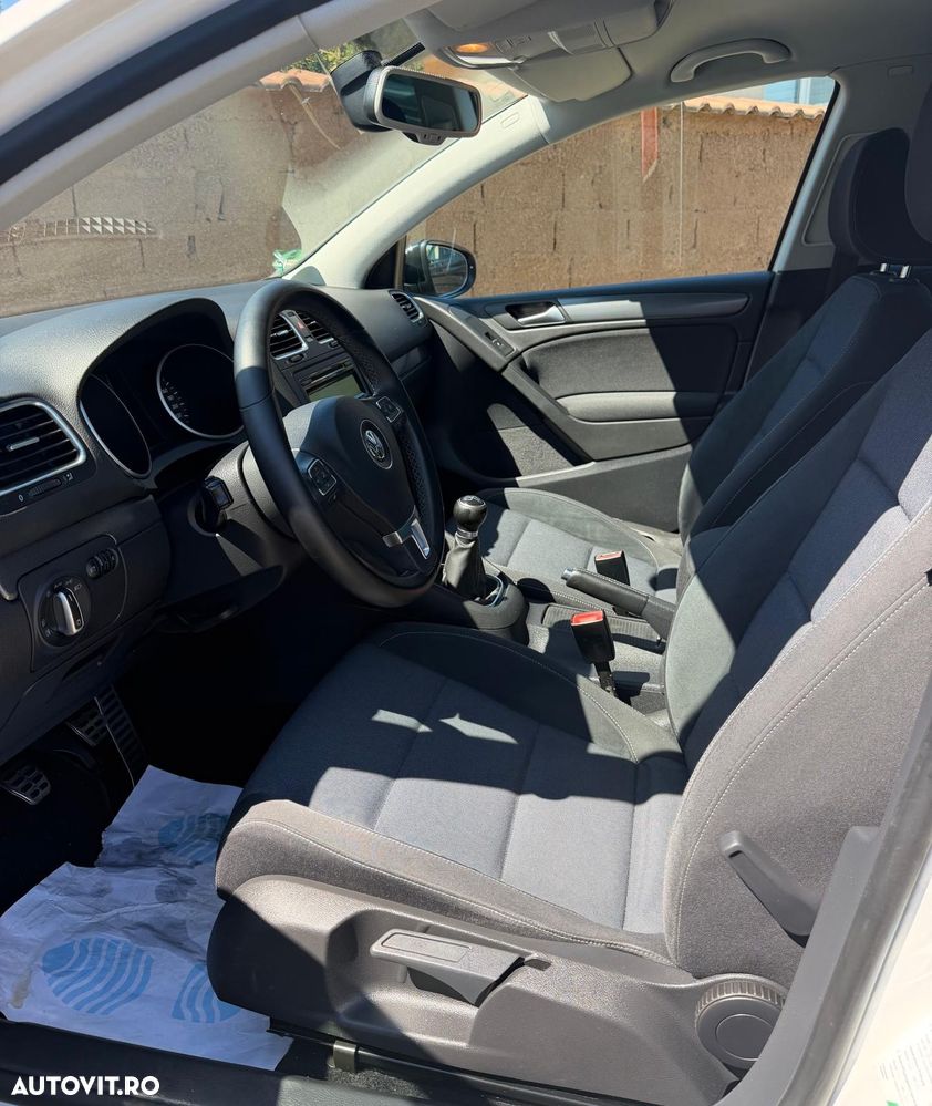 Volkswagen Golf 1.6 TDI DPF Style - 8