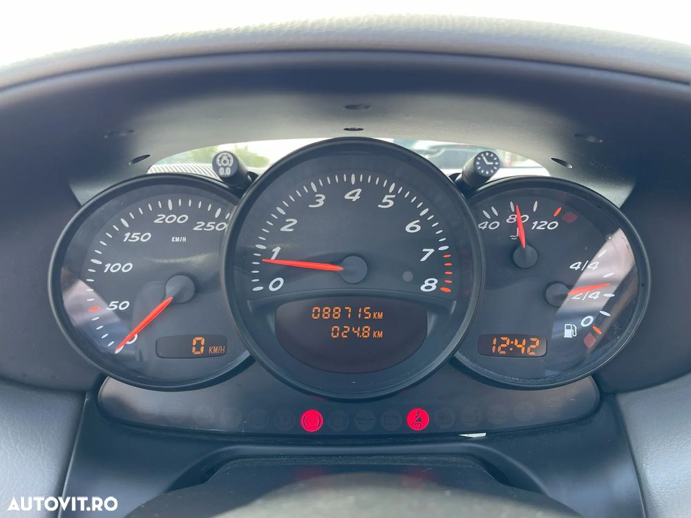 Porsche Boxster - 15