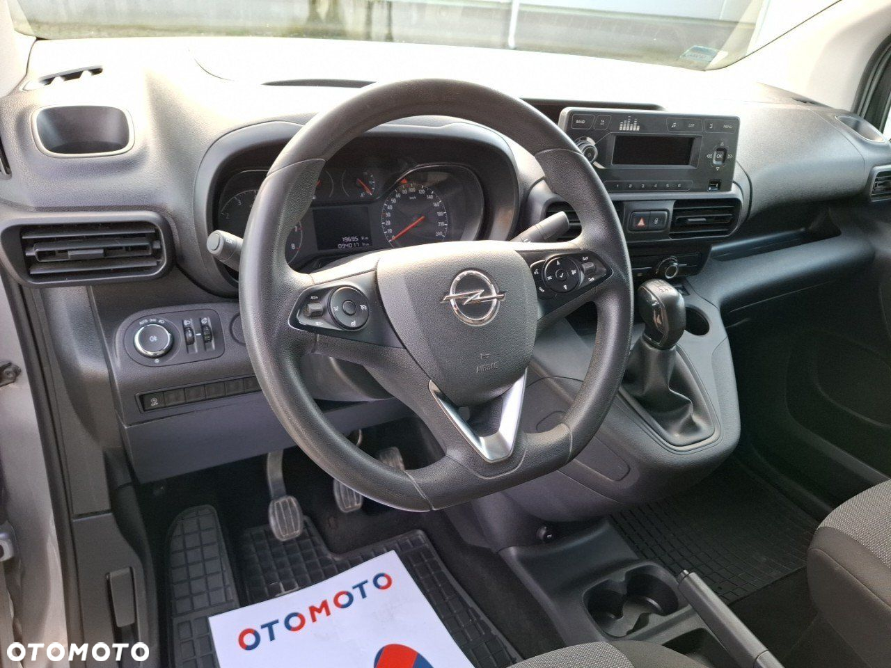 Opel Combo - 8