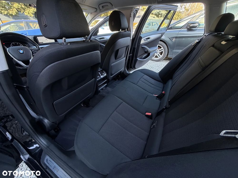 BMW Seria 5 520d - 21