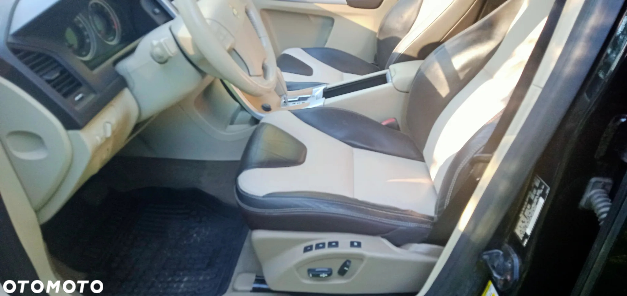 Volvo XC 60 T6 AWD Momentum - 17