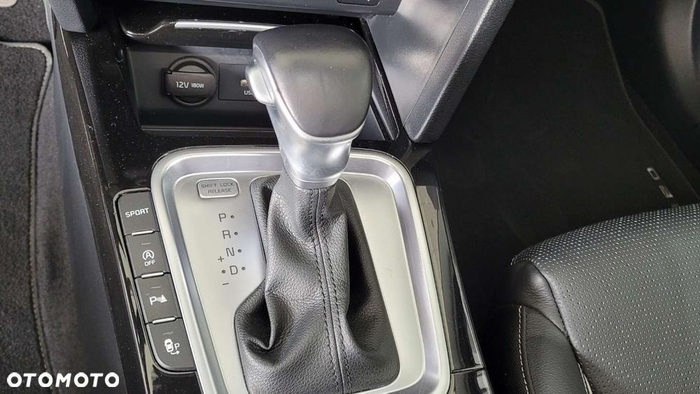 Kia XCeed - 28