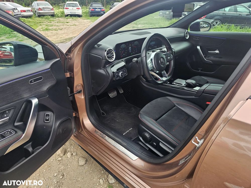 Mercedes-Benz A 250 e 8G-DCT Edition AMG Line - 11