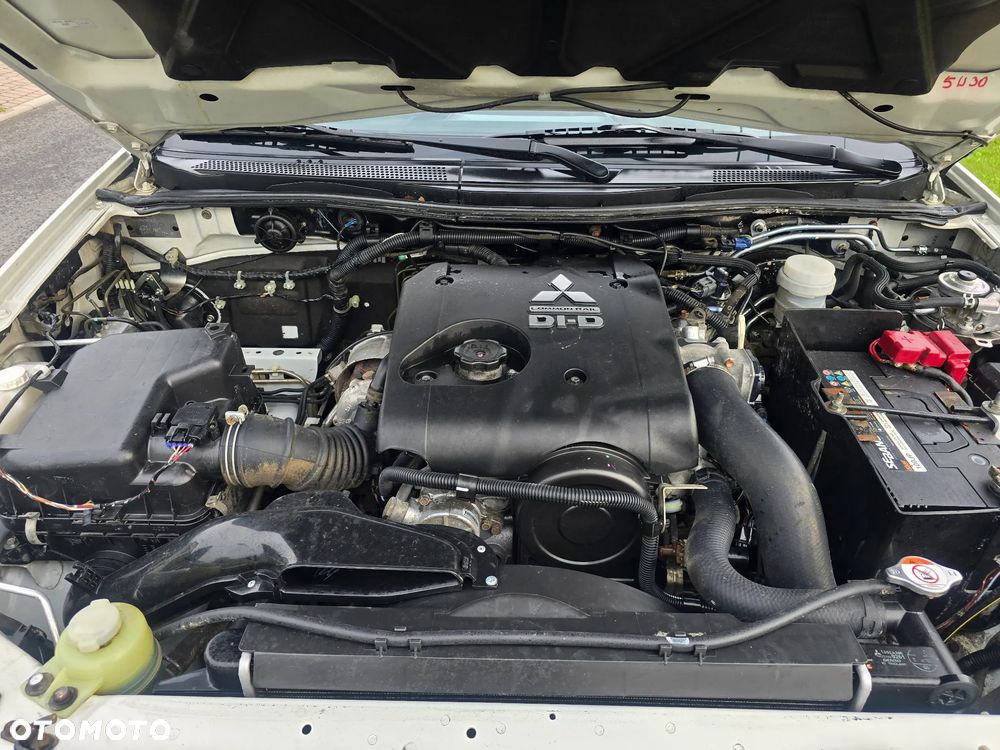 Mitsubishi L200 2.5 DID SC Inform 3os - 16