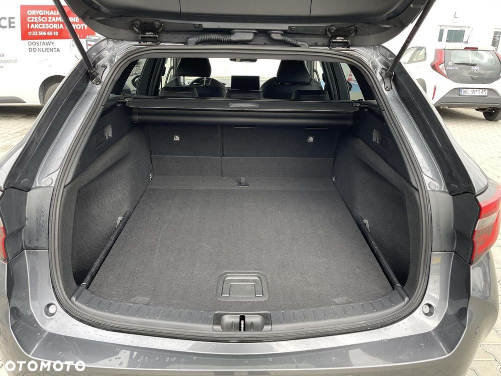Toyota Corolla - 12