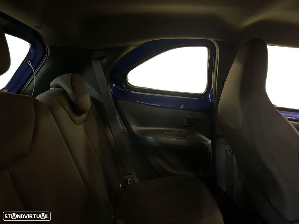 Toyota Aygo X - 10