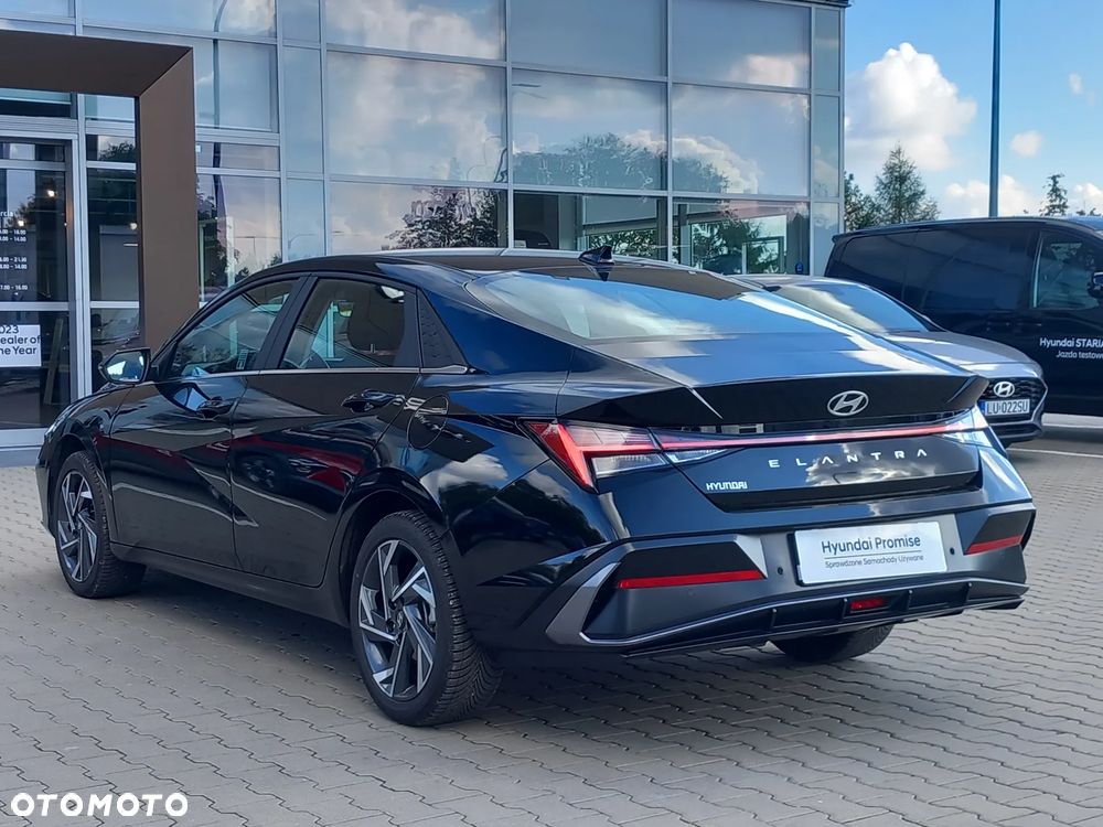 Hyundai Elantra 1.6 Smart - 7