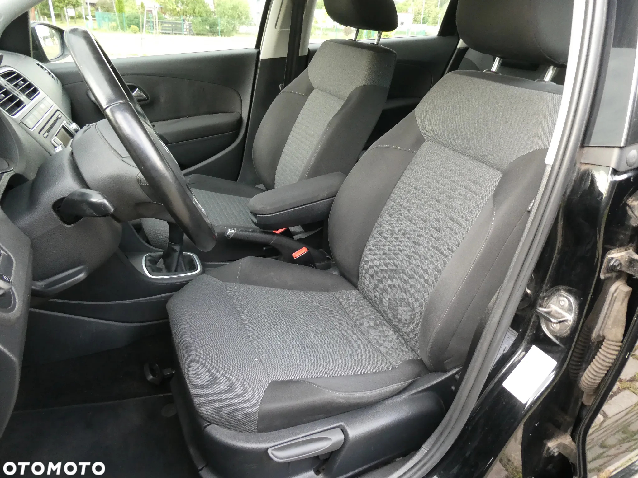 Volkswagen Polo 1.4 16V Comfortline - 10