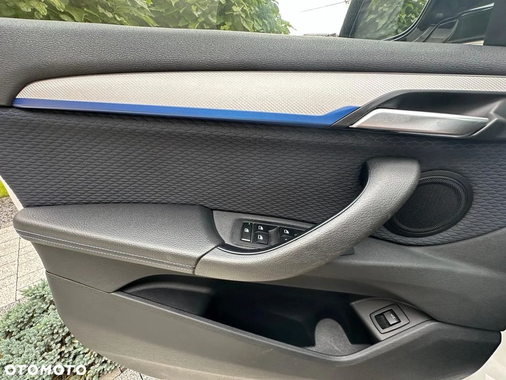 BMW X1 - 15