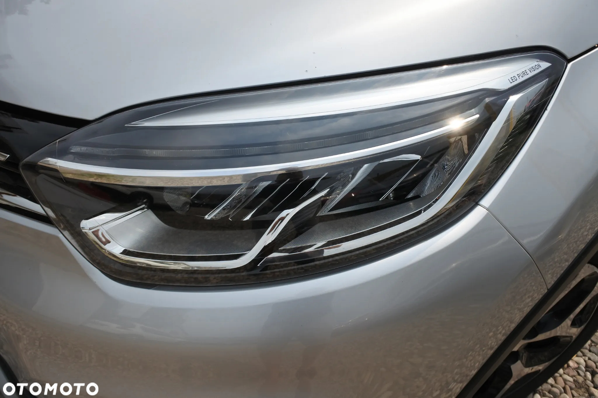 Renault Captur ENERGY TCe 120 EDC Luxe - 27