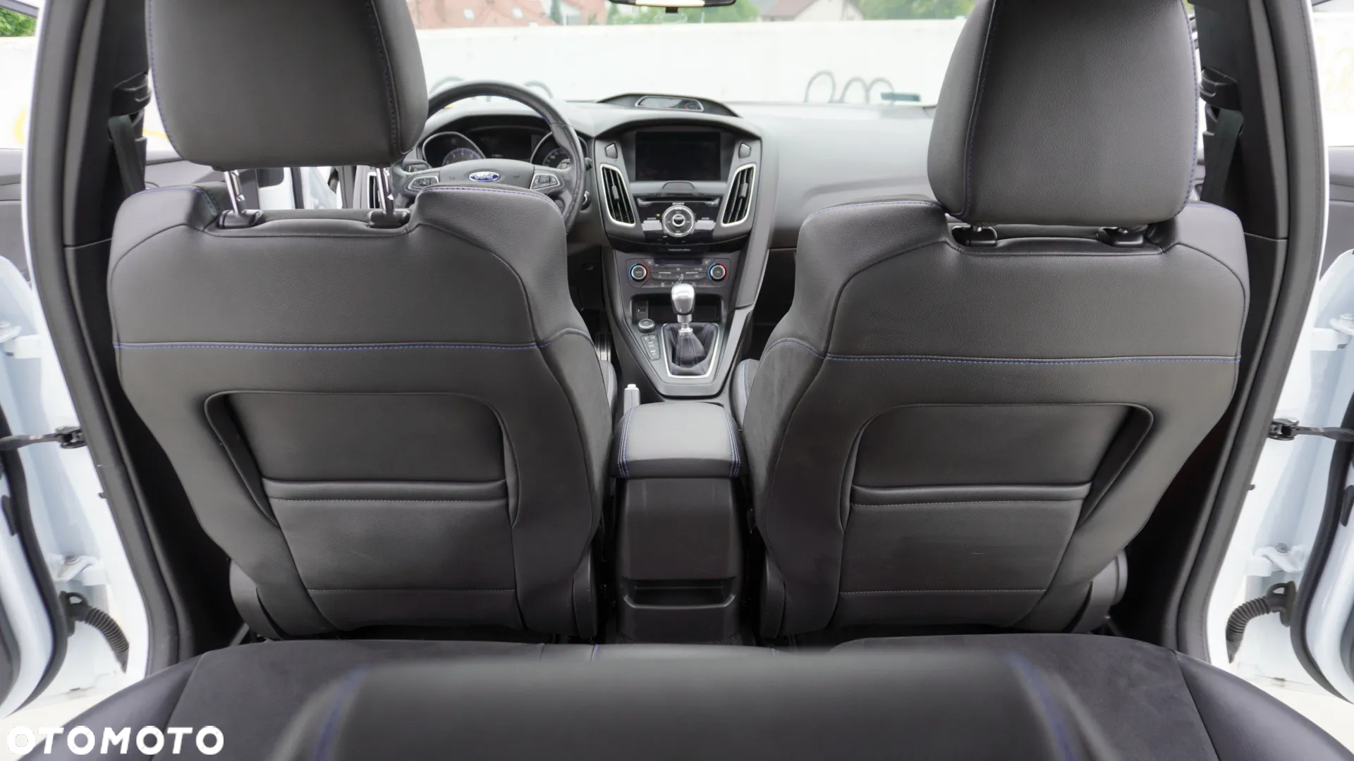 Ford Focus 2.3 EcoBoost RS - 16
