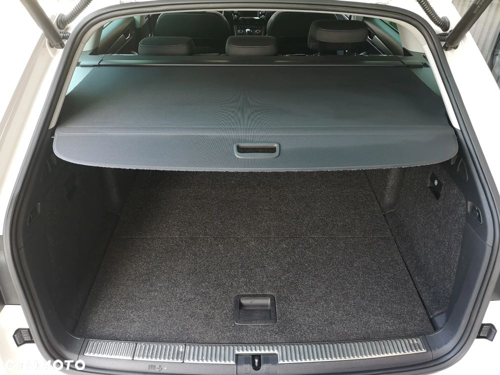 Skoda Superb 2.0 TDI 4x4 Style DSG - 27