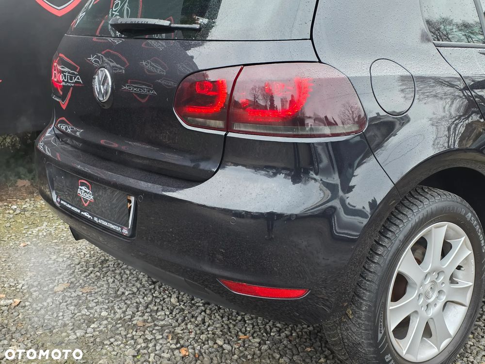 Volkswagen Golf 1.6 TDI DPF MATCH - 8