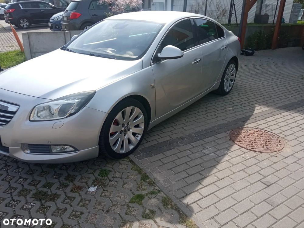 Opel Insignia - 1