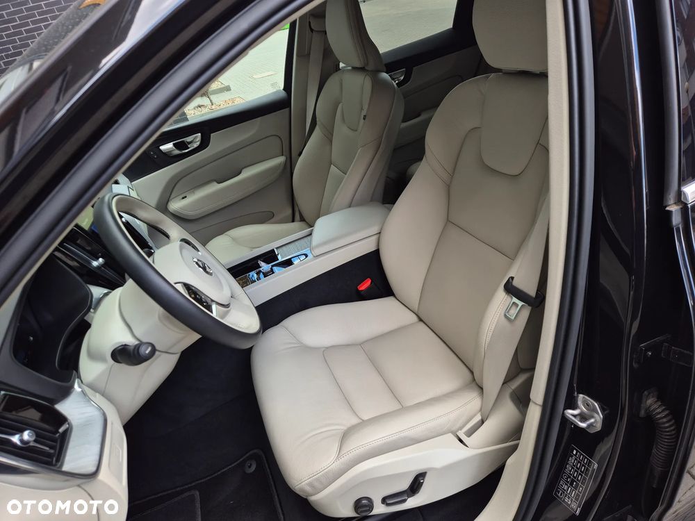 Volvo XC 60 - 22