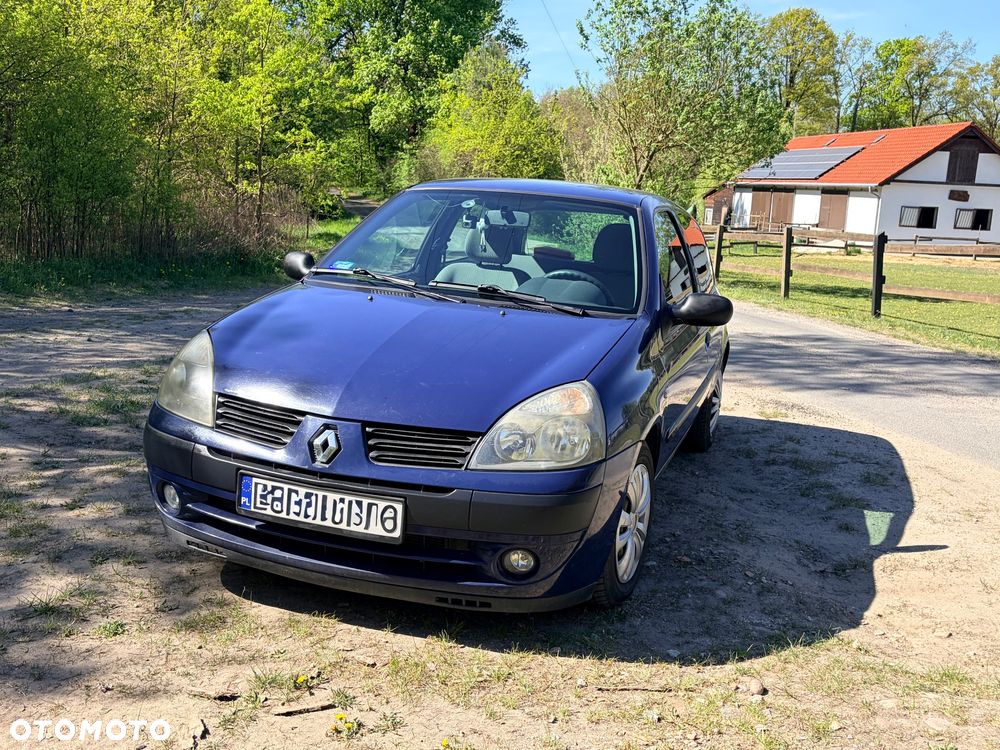 Renault Clio 1.2 16V Campus - 2