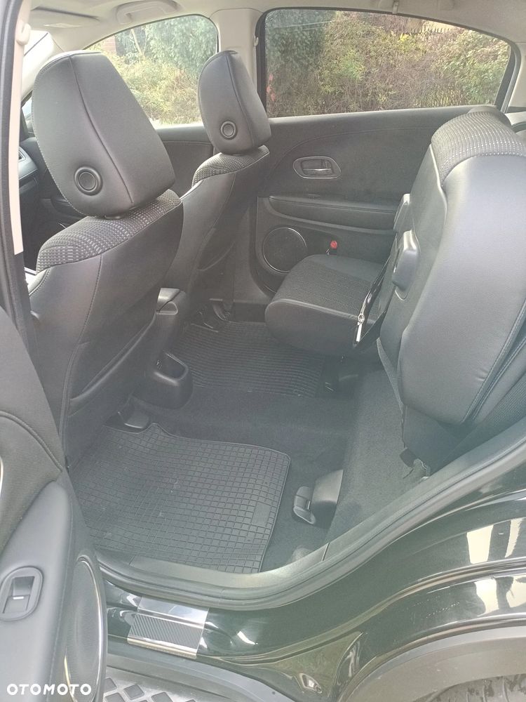 Honda HR-V 1.5 Executive (ADAS / Connect+) CVT - 17