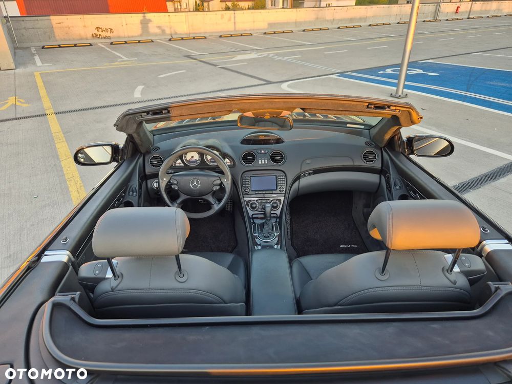 Mercedes-Benz SL - 23