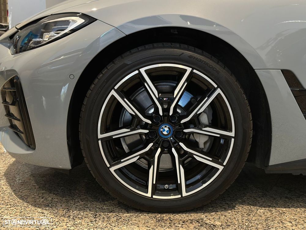 BMW i4 eDrive40 Pack Desportivo M - 7