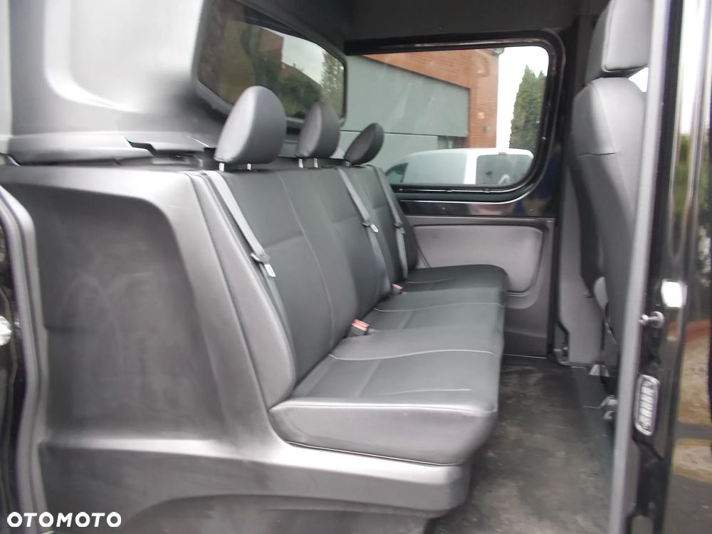 Mercedes-Benz Sprinter - 16