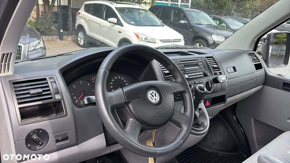 Volkswagen Transporter T5 - 11