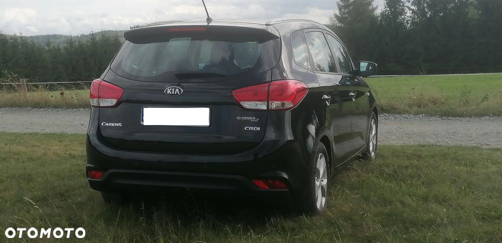 Kia Carens 1.7 CRDi M - 6
