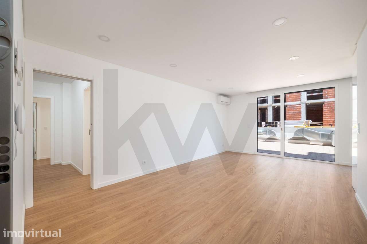 Luminoso Apartamento T2 NOVO com Terraço e Garagem Fechada — Quinta de - Grande imagem: 3/30