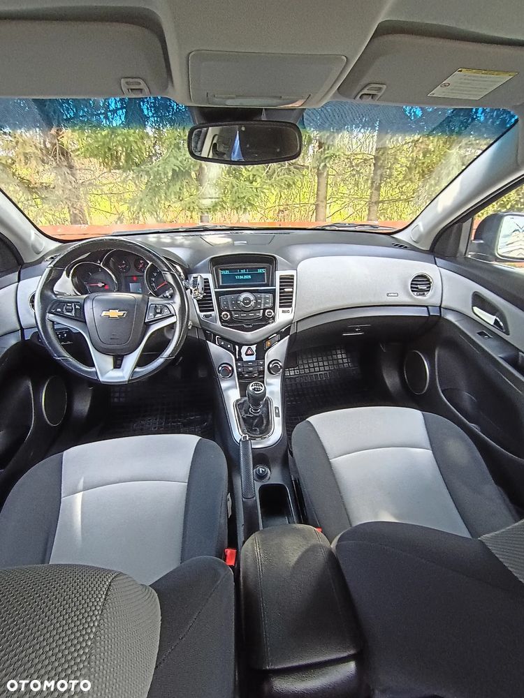 Chevrolet Cruze - 20