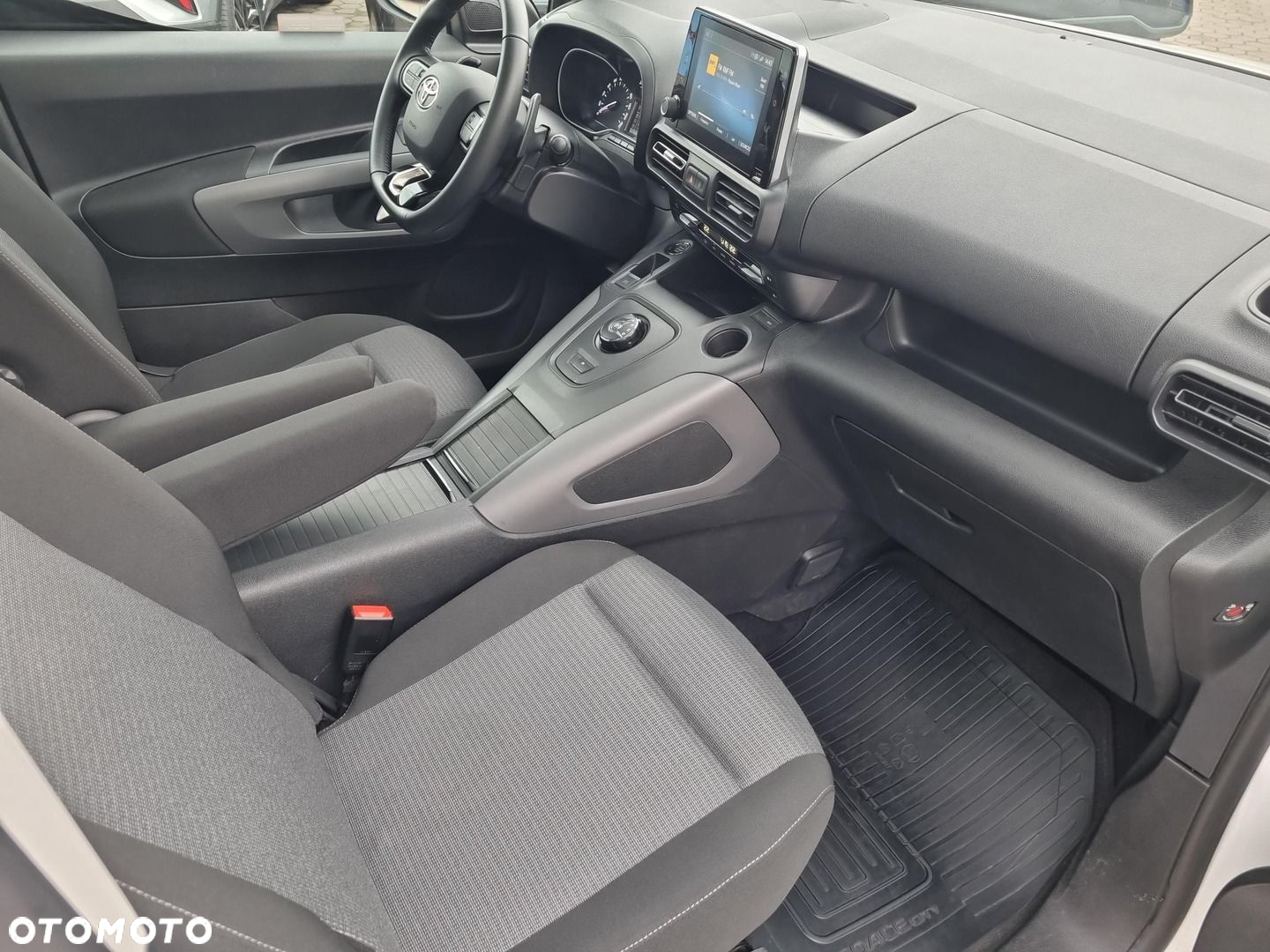 Toyota Proace City Verso 1.2 D-4T Family - 10