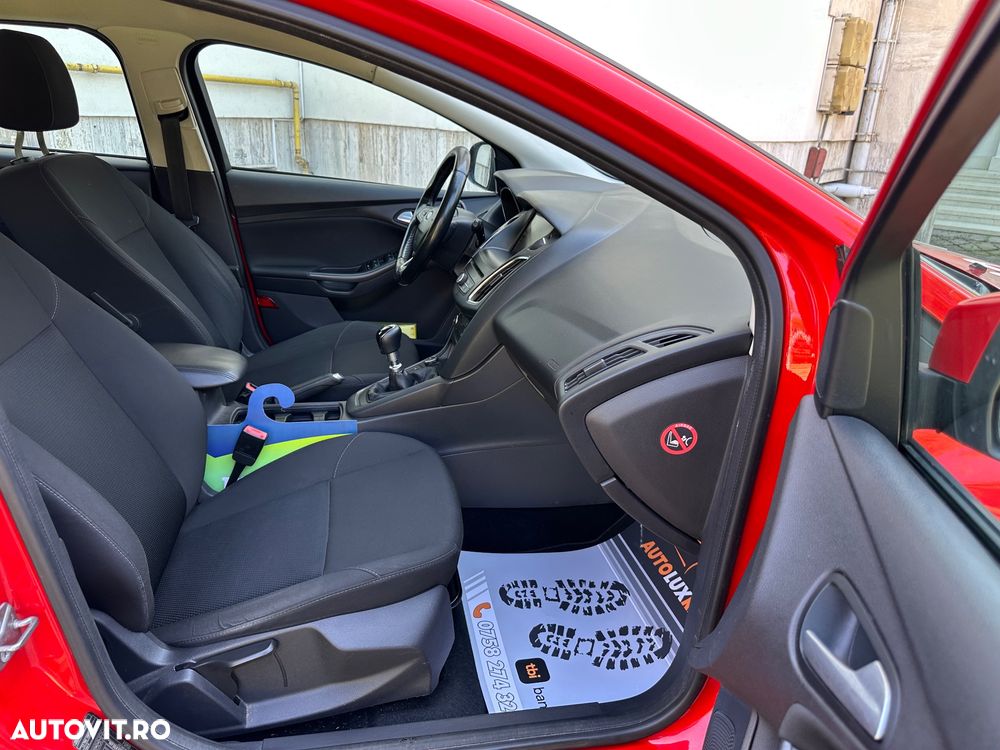 Ford Focus 1.5 TDCi ST-Line - 33