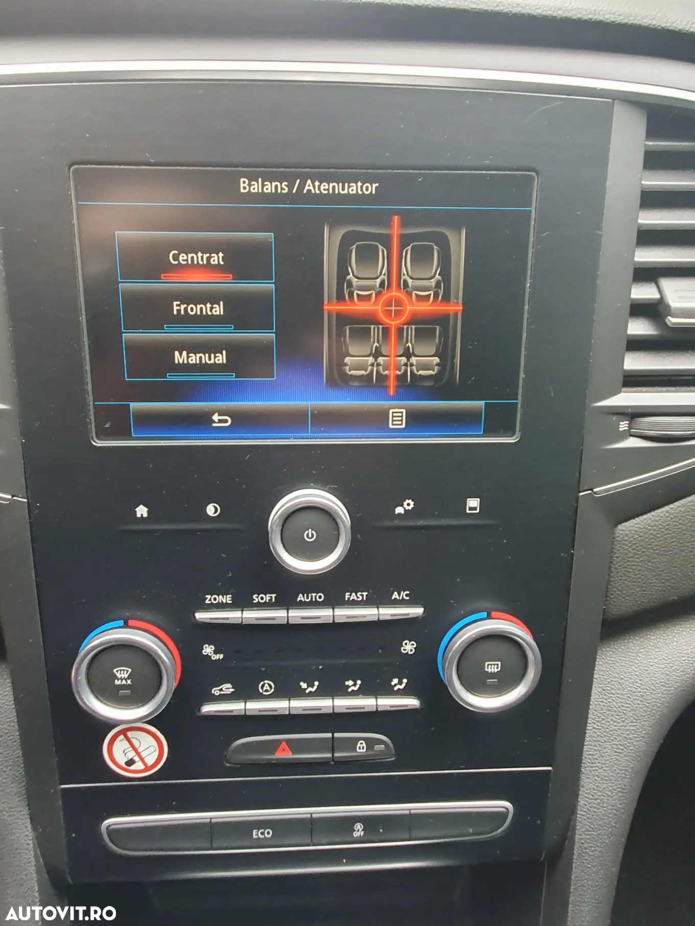 Renault Megane ENERGY dCi Intens - 4