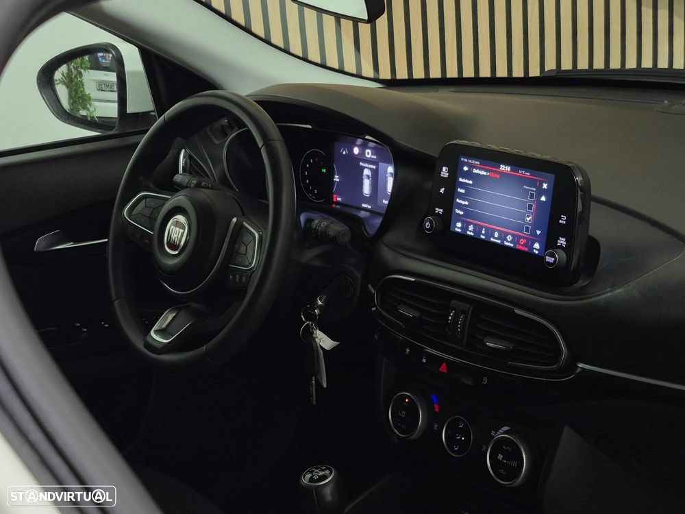 Fiat Tipo Station Wagon 1.0 GSE T3 City Life - 12