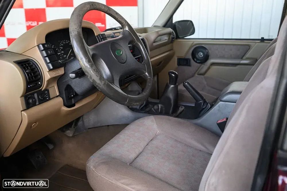 Land Rover Discovery - 18