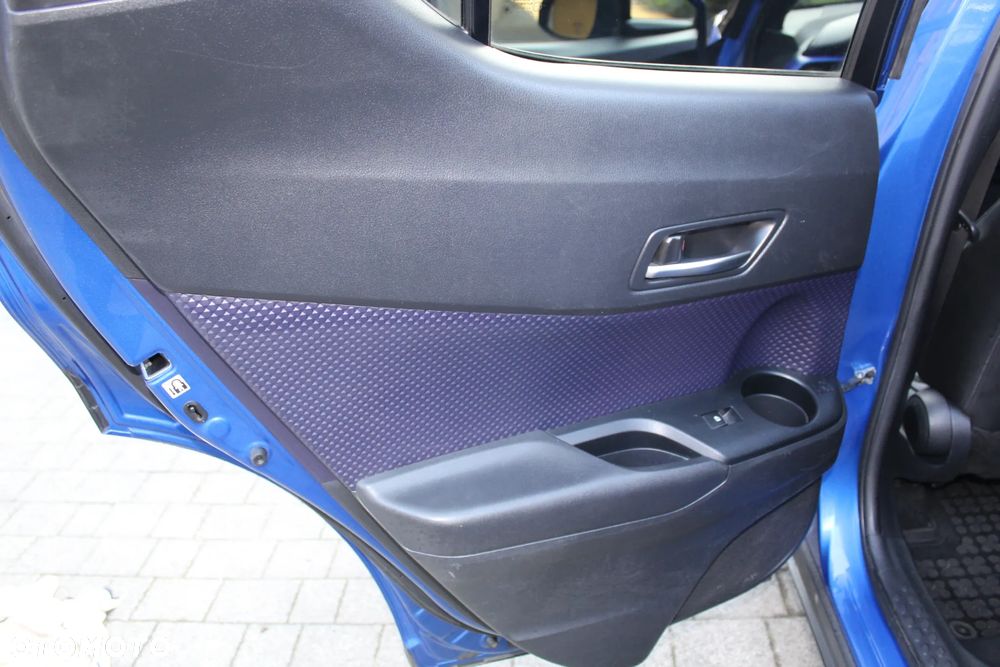 Toyota C-HR 1.8 Hybrid Prestige - 22