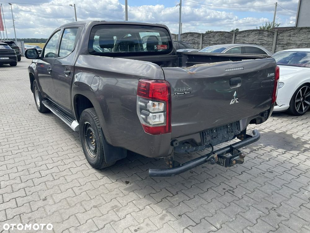 Mitsubishi L200 Pick Up 4x4 S&S Double Cab Select - 3
