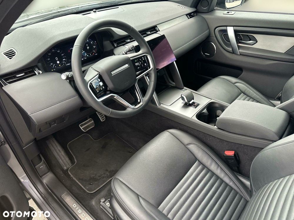 Land Rover Discovery Sport - 16