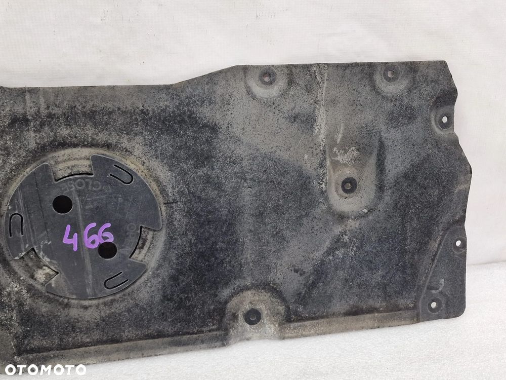 BMW G20 / G21 / G28 / G22 / G23 / G26 18- PŁYTA / OSŁONA POD SILNIK TYLNY , NR 51757428177 / 7428177 , NR AUKCJI NSŁ466 - 3