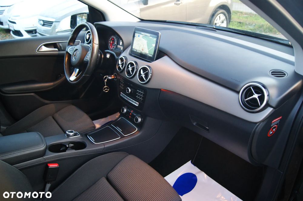 Mercedes-Benz Klasa B 180 (CDI) d 7G-DCT Style - 31