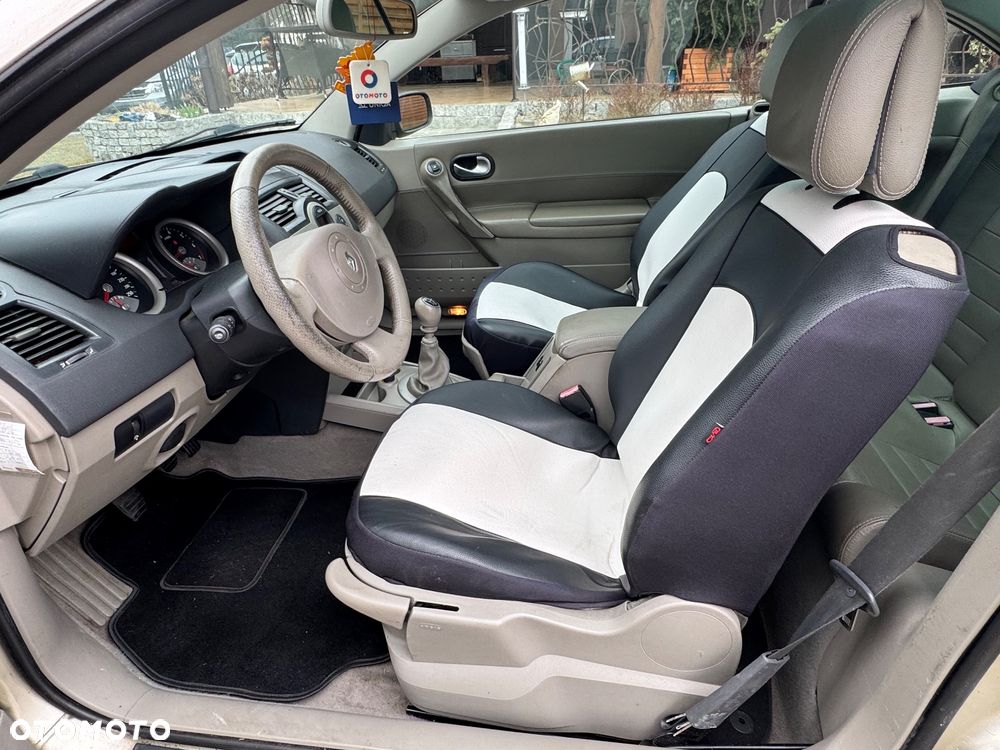 Renault Megane 2.0 Luxe Privilege - 6