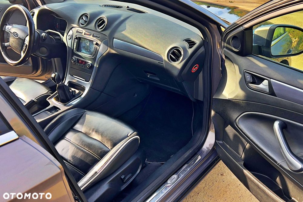 Ford Mondeo - 6