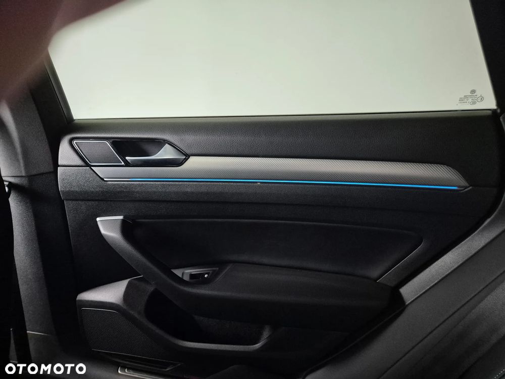 Volkswagen Arteon 2.0 TSI 4Motion R-Line DSG - 34