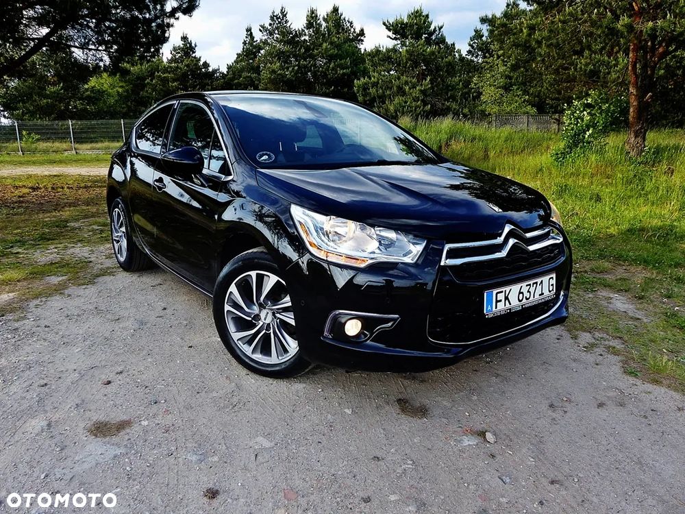 Citroën DS4 1.6 HDi SoChic - 4