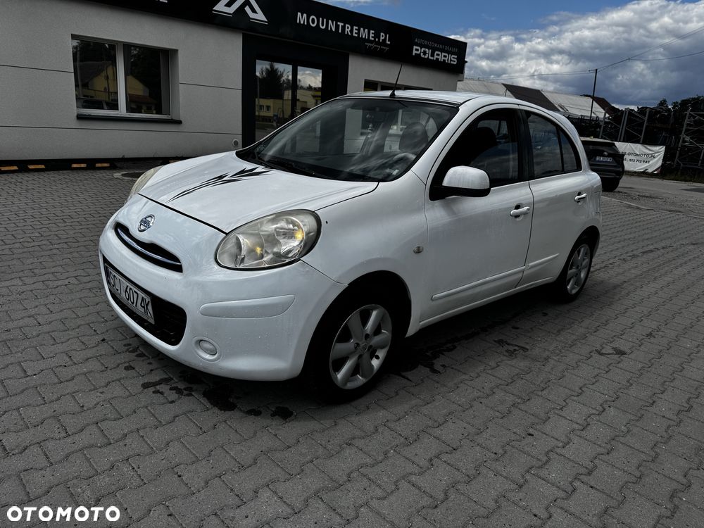 Nissan Micra - 1