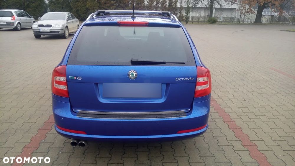 Skoda Octavia Combi 2.0 TDI CR DPF RS - 6