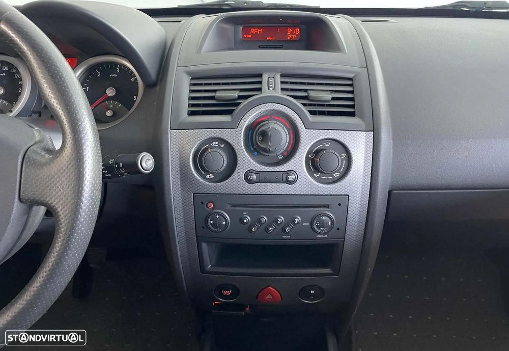 Renault Mégane Break 1.5 dCi Dynamique - 10