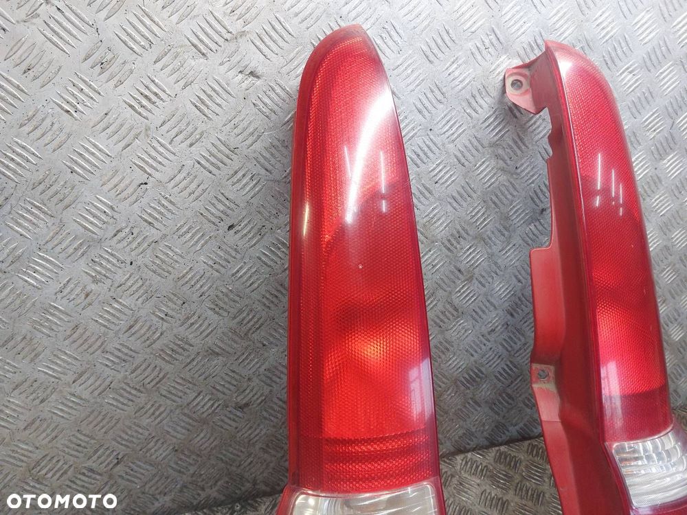 LAMPA LEWY TYŁ + PRAWY TYŁ FIAT PANDA II 51705458 51705459 - 3